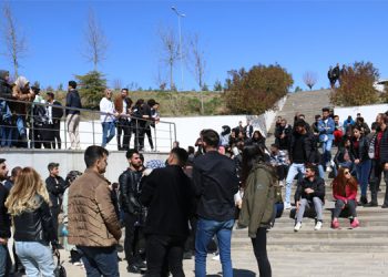 Şırnak üniversitesi öğrencileri zamlara karşı eylemde