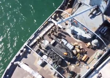 Ukrayna’nın limanda terk ettiği gemiler incelendi