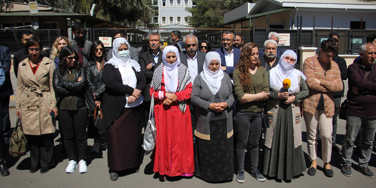 150 gündür adalet arıyorlar: Vazgeçmeyeceğiz 150 gündür adalet arıyorlar: Vazgeçmeyeceğiz