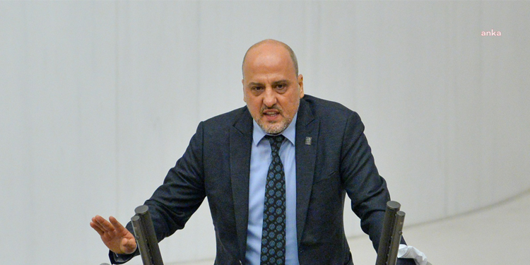 Ahmet Şık: Tutuklandığı operasyonun 4 ay boyunca kamuoyundan gizlenmesinin gerekçesi nedir? Ahmet Şık: Tutuklandığı operasyonun 4 ay boyunca kamuoyundan gizlenmesinin gerekçesi nedir?
