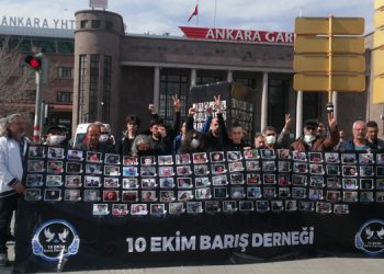 Ankara Gar Katliamı’nda yaşamını yitirenler anıldı