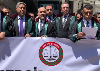 Avukatların eyleminde basına ”güvenlik zafiyeti” gerekçesiyle engelleme