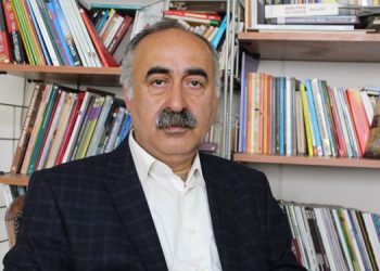 Fehim Işık: Türkiye kendi geleceği açısından riskli bir oyuna girdi