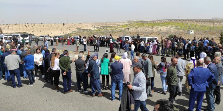 Halfeti’de 4 Nisan kutlaması: Kürtler yeniden filizlendi Halfeti’de 4 Nisan kutlaması: Kürtler yeniden filizlendi
