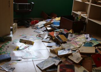 HDP ilçe binasına saldırı Fuat Oktay’a soruldu