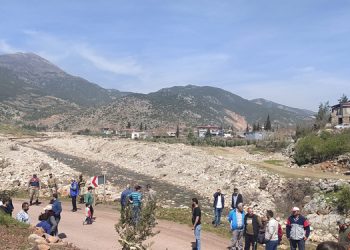 İslahiye’de maden ocağına karşı yol kapattılar