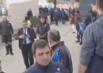 İstanbul Üniversitesi’nde öğrencilere saldırı