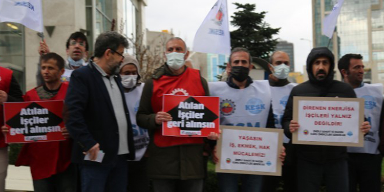 İşten atılan enerji işçileri: Haklarımızı alana kadar direneceğiz İşten atılan enerji işçileri: Haklarımızı alana kadar direneceğiz