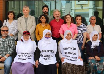 Adalet Nöbeti’nde “faşist iktidara karşı birlik” çağrısı