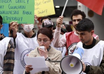 ‘Kürt çocukları devlet eliyle katlediliyor’