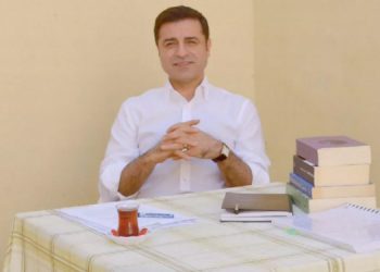 Selahattin Demirtaş: HDP kendisini dikkate almayacak bir adayı destekleme derneği değil