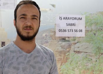 Siirt’te iş arayan vatandaş: Çare olarak A4 kağıdına ‘iş arıyorum’ diye yazdım, Siirt’in değişik yerlerine astım