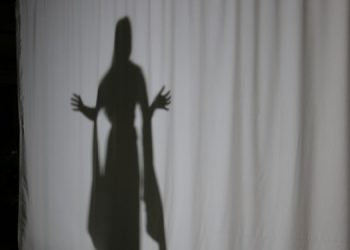 Silopi’de ‘Gölgeli Drama Dansı’ oyunu sahnelendi