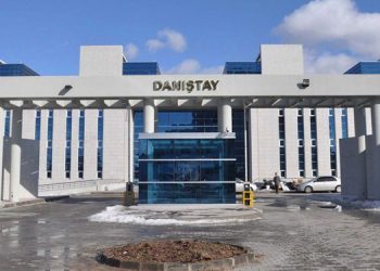 Yazılı emir olmadan kolluğun arama yapma yetkisi iptal edildi