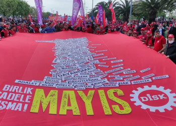 İstanbul’da binler 1 Mayıs alanına yürüyor