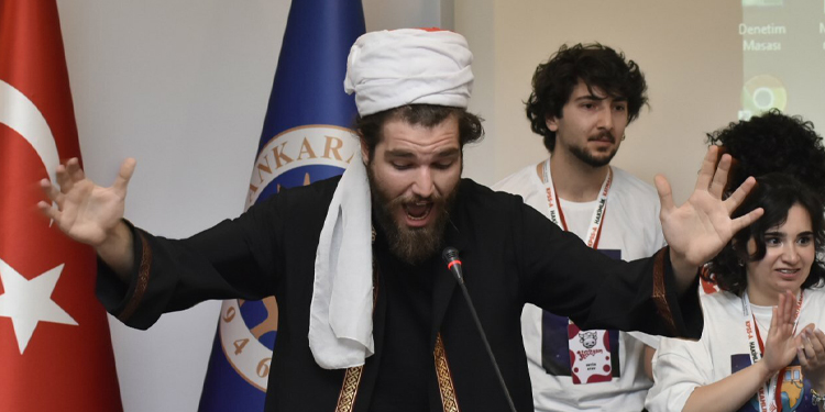 Ankara Üniversitesi Rektörlüğü, İnek Bayramı’ndaki ‘İnek Duası’yla ilgili adli ve idari inceleme başlatıldığını açıkladı Ankara Üniversitesi Rektörlüğü, İnek Bayramı’ndaki ‘İnek Duası’yla ilgili adli ve idari inceleme başlatıldığını açıkladı