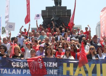 Çeşme’deki ‘rant projesine’ karşı eylem yaptılar