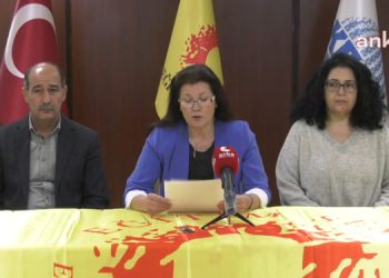 Eğitim Sen, öğretmenlerle ilgili yönetmeliği yargıya taşıyor