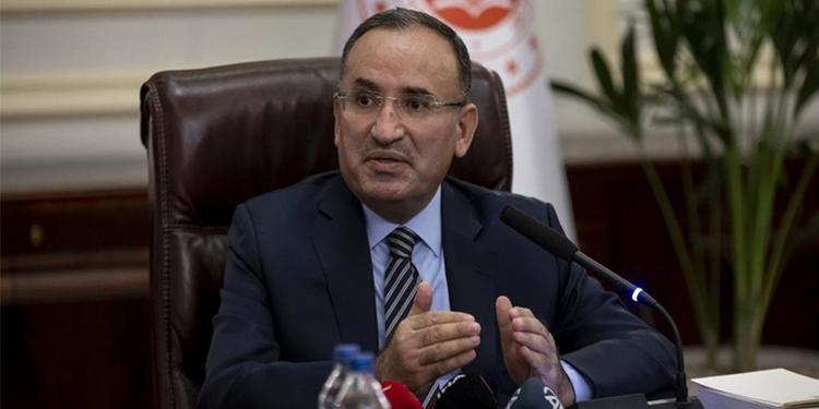 HDP’li Kemal Peköz’den Bozdağ’a tek soruluk ‘tweet’ önergesi HDP’li Kemal Peköz’den Bozdağ’a tek soruluk ‘tweet’ önergesi