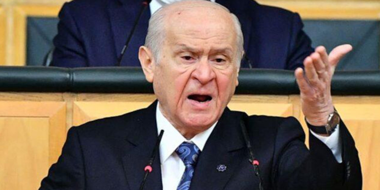 Bahçeli “Gitmeye niyetimiz yok” dedi, muhalefeti tehdit etti Bahçeli “Gitmeye niyetimiz yok” dedi, muhalefeti tehdit etti