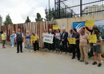 Çekmeköy’de park talan edilmeye çalışılıyor