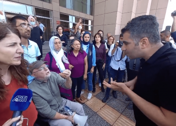 Tutuklu yakınlarının basın açıklaması engellendi