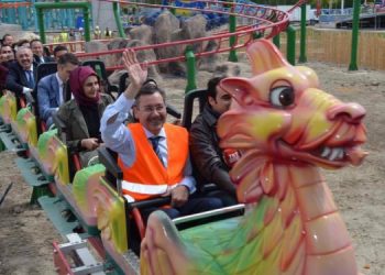 Mansur Yavaş: 3-4 ırmağın, yeraltı suyunun biriktiği alana Ankapark’ı yapmışlar