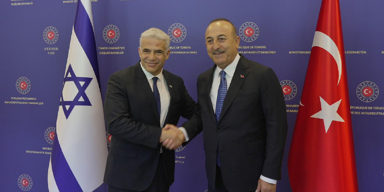 Bakan Çavuşoğlu: İsrail ile diplomatik temsil düzeyimizi büyükelçi seviyesine çıkaracağız Bakan Çavuşoğlu: İsrail ile diplomatik temsil düzeyimizi büyükelçi seviyesine çıkaracağız