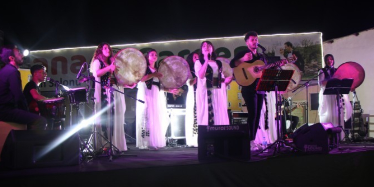 Batman’da yasaklara karşı konser Batman’da yasaklara karşı konser