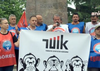 Birleşik Kamu-İş Trabzon’da TÜİK’in enflasyon rakamlarını protesto etti