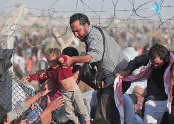 Suriyeli Elgazi: Muhalefet iktidara, iktidar ise AB’ye karşı bizi kullanıyor