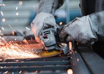 Manisa OSB’de hidrojen sülfür gazı belirtisi: 4 işçi zehirlendi