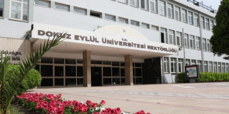 Halay çeken öğrencilere soruşturma açıldı Halay çeken öğrencilere soruşturma açıldı