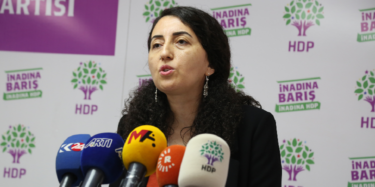 Günay: AYM siyasi saiklerle karar verdi Günay: AYM siyasi saiklerle karar verdi