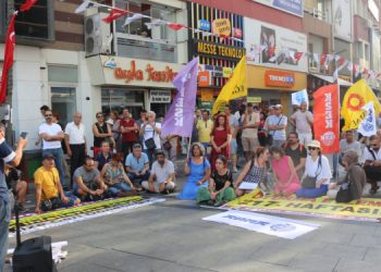 KHK eylemi 217’nci haftasında: Geri döneceğiz