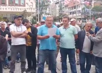 Of Çay Meclisi: Geleceğimizi şirketlere teslim etmeyeceğiz