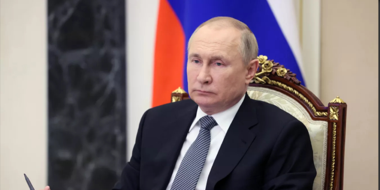 Putin: Dünya ekonomisinde bazı ülkelerin egoistliği yüzünden oluşan krizden işbirliğiyle çıkılabilir Putin: Dünya ekonomisinde bazı ülkelerin egoistliği yüzünden oluşan krizden işbirliğiyle çıkılabilir