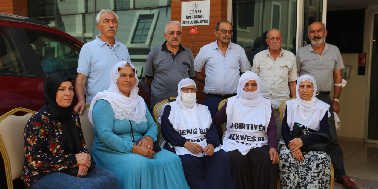 Adalet Nöbeti sürüyor: Aileler de cezalandırılıyor Adalet Nöbeti sürüyor: Aileler de cezalandırılıyor