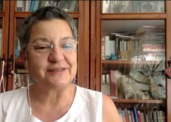 “Aşılama tek başına yetmez önlemler alınmalı”