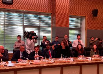Aydeniz için toplanan komisyonda gerginlik: Darbenin siyasi uzantısı burada