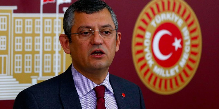 CHP, Meclis’i olağanüstü toplantıya çağırdı CHP, Meclis’i olağanüstü toplantıya çağırdı