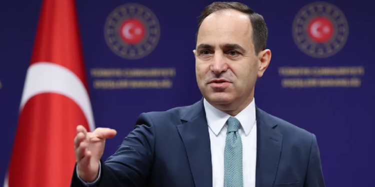 Dışişleri Bakanlığı’ndan Truss’ın “Göçmenleri Türkiye’ye gönderebiliriz” planına tepki Dışişleri Bakanlığı’ndan Truss’ın “Göçmenleri Türkiye’ye gönderebiliriz” planına tepki