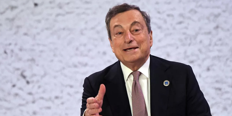Draghi, cumhurbaşkanına 2. kez istifasını verdi Draghi, cumhurbaşkanına 2. kez istifasını verdi
