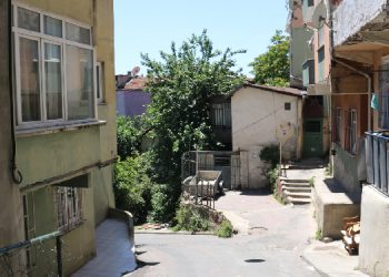 Fetihtepe Mahallesi 30 gündür elektriksiz ve susuz