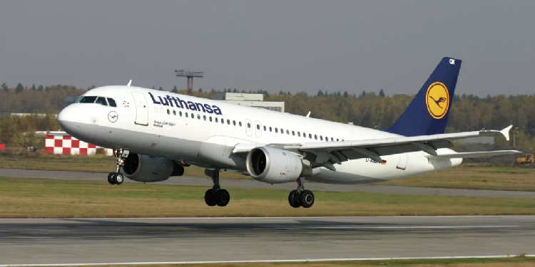Havada kaos katmerleniyor: Lufthansa’nın yer hizmetleri çalışanları çarşamba günü greve gidiyor Havada kaos katmerleniyor: Lufthansa’nın yer hizmetleri çalışanları çarşamba günü greve gidiyor