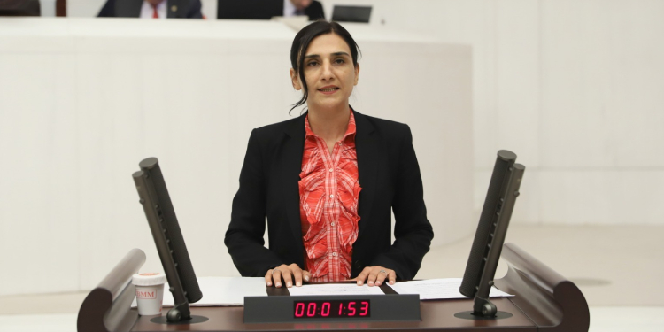 HDP’li Coşkun: Medya ve gazetecilere yönelik artarak devam eden baskı ve saldırıların gerekçesi nedir HDP’li Coşkun: Medya ve gazetecilere yönelik artarak devam eden baskı ve saldırıların gerekçesi nedir