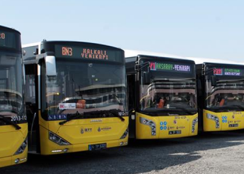 İETT’ye bağlı özel halk otobüsü şoförleri, sürücüleri görüntüleyen kameraların kaldırılmasını istedi İETT’ye bağlı özel halk otobüsü şoförleri, sürücüleri görüntüleyen kameraların kaldırılmasını istedi