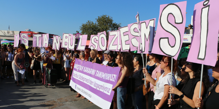 “İstanbul Sözleşmesi’nin bir kelimesinden bile vazgeçmiyoruz” “İstanbul Sözleşmesi’nin bir kelimesinden bile vazgeçmiyoruz”