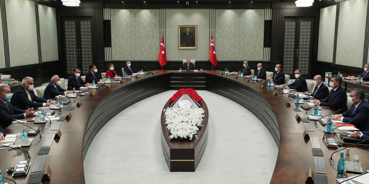 Kabine toplanıyor: KYK borcu faizleri silinecek mi? Kabine toplanıyor: KYK borcu faizleri silinecek mi?