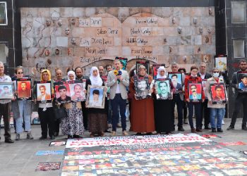 Kayıp yakınları: 700 haftadır buradayız, sizi de bekliyoruz